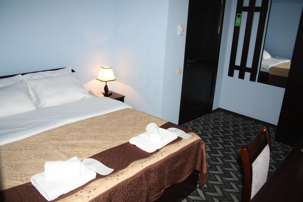 Royal Georgia Hotel Tbilisi Ruang foto