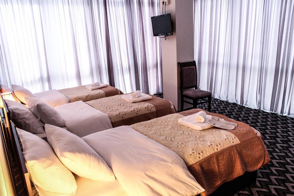 Royal Georgia Hotel Tbilisi Ruang foto