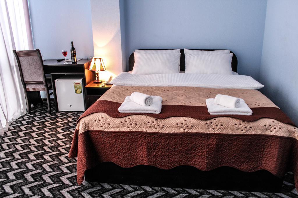 Royal Georgia Hotel Tbilisi Ruang foto