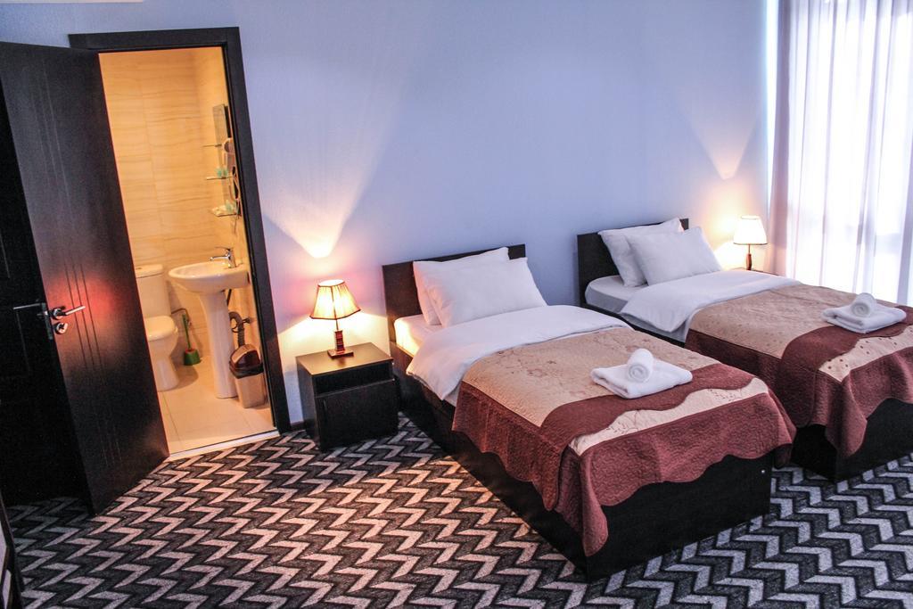 Royal Georgia Hotel Tbilisi Ruang foto