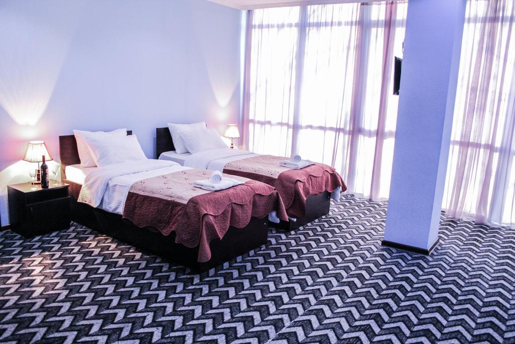 Royal Georgia Hotel Tbilisi Ruang foto