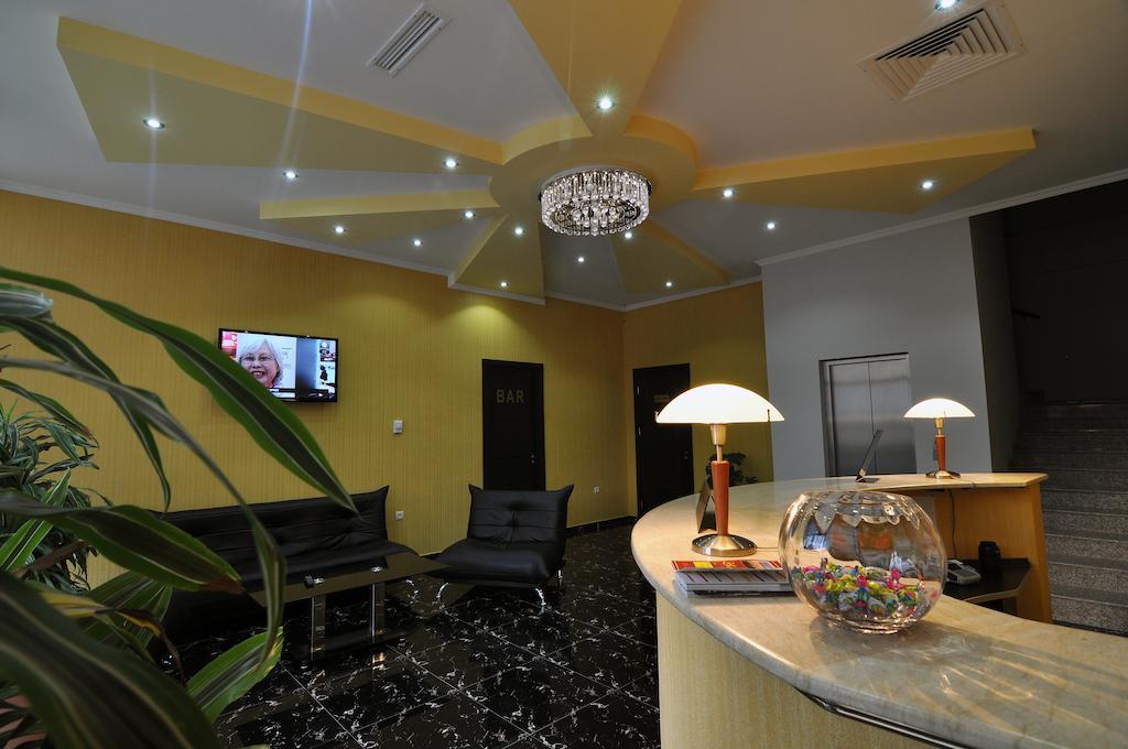 Royal Georgia Hotel Tbilisi Bagian luar foto