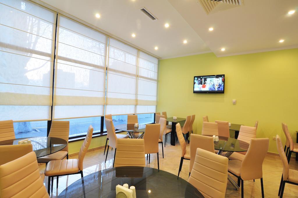 Royal Georgia Hotel Tbilisi Bagian luar foto