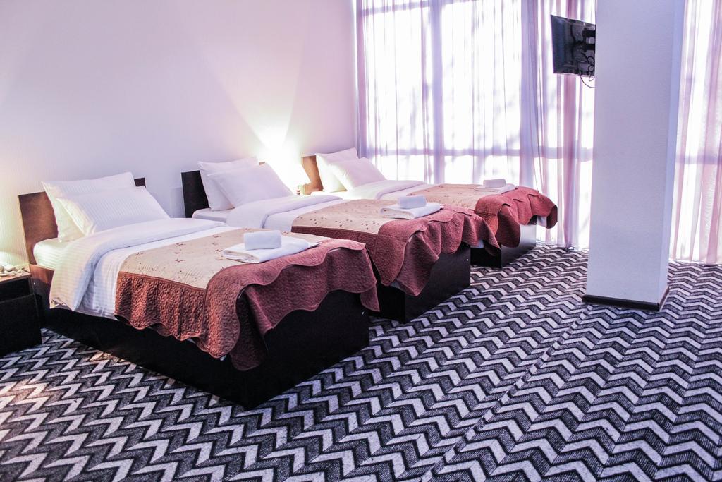 Royal Georgia Hotel Tbilisi Ruang foto